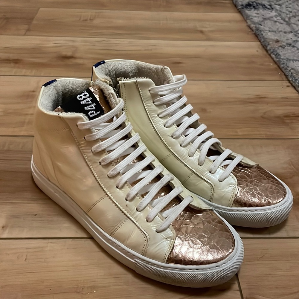 P448 Women’s high-top sneakers lightly worn size 39 / 8
